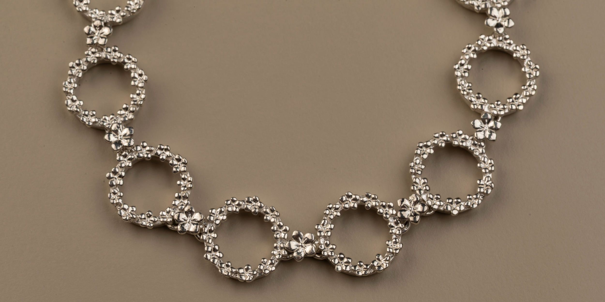 The Forget-Me-Not 'Wreath' Silver Link Bracelet