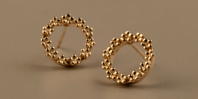 The Forget-Me-Not 'Wreath' 9-carat Gold Stud Earrings