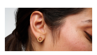  The Forget-Me-Not 'Wreath' 9-carat Gold Stud Earrings