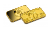 Pure 24 carat gold Lucky Ingot features various lucky symbols such as a four-leaf clover, a horseshoe, a ladybug and lucky number 7.